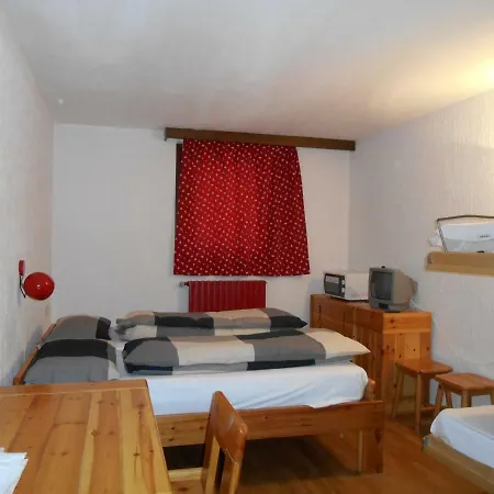 Cotril Apartahotel *